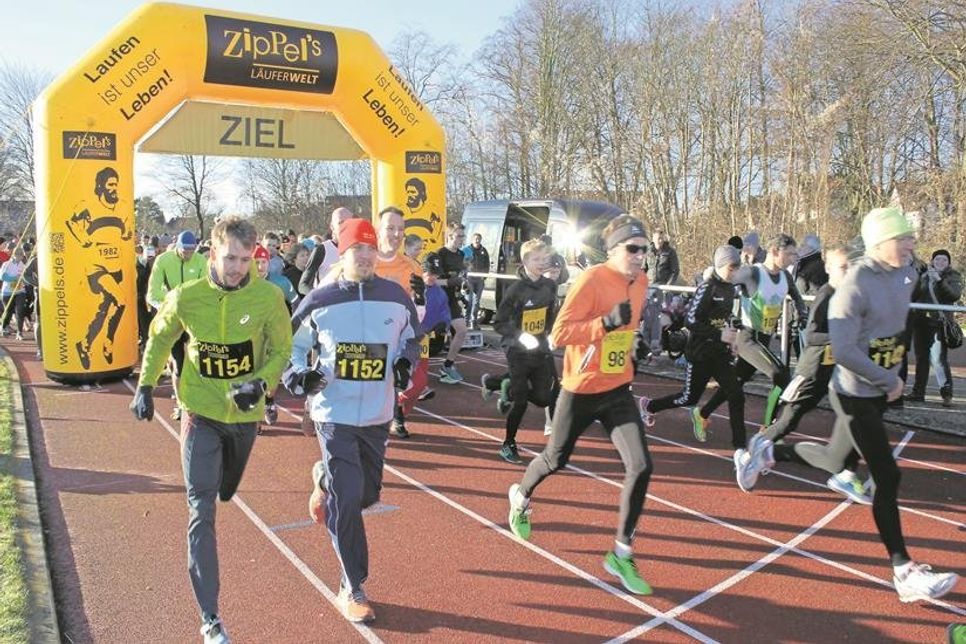 Hier waren die Läufer schon wieder auf dem Rückweg beim reporter-Lauf im vergangenen Jahr. Hat man die ersten Kilometer geschafft, kann man das Tempo ruhig noch einmal anziehen. Den ersten Kilometer sollte man aber grundsätzlich nicht zu schnell starten.