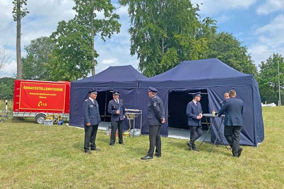 Wichtig nach dem Einsatz: Im Hygiene-Anhänger werden Zelte, Heizungen, Leuchten, Waschzeug und Wechselkleidung transportiert.