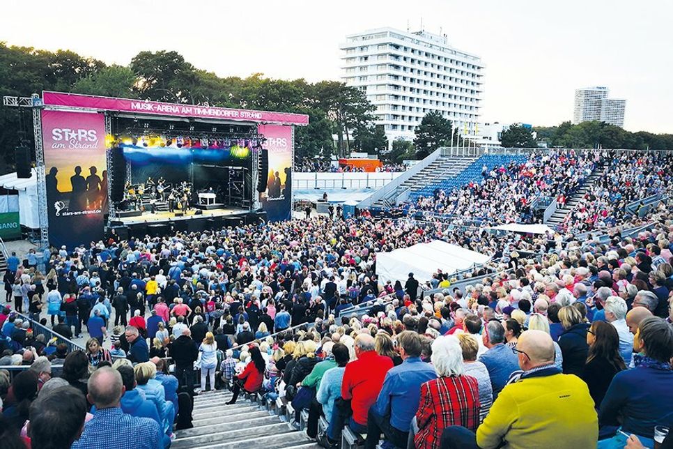 Bei „Stars am Strand“ in der Musik-Arena am Timmendorfer Strand rechnen die Veranstalter in diesem Jahr - trotz Corona und mit Hygienekonzept - mit 4.700 Besuchern pro Konzert.