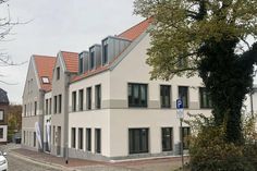 Der neue Standort des Stadtwerke-Kundencenters liegt direkt vor dem Kremper Tor und ist gut erreichbar.