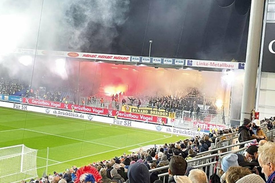 Dynamo-Fans in Kiel.