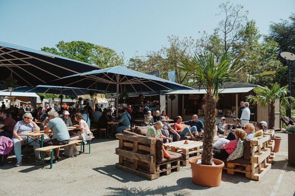 Das PfingsTON Festival verbindet maritimes Lebensgefühl mit Musik und Kulinarik.
