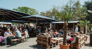Das PfingsTON Festival verbindet maritimes Lebensgefühl mit Musik und Kulinarik.