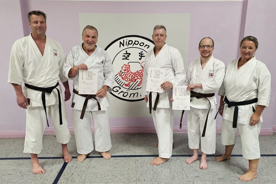 Prüfer und Prüflinge.