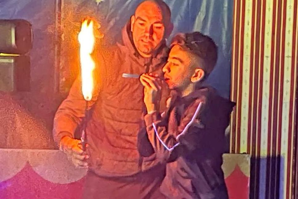 Auch Feuerspucken stand auf dem Programm.