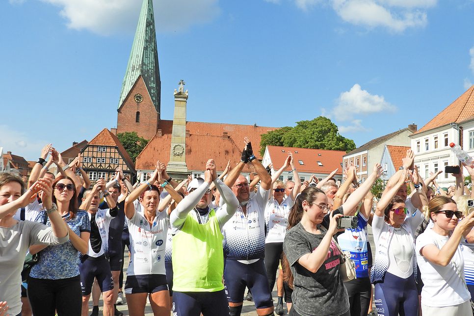 Partystimmung herrschte unter den Radler*innen.