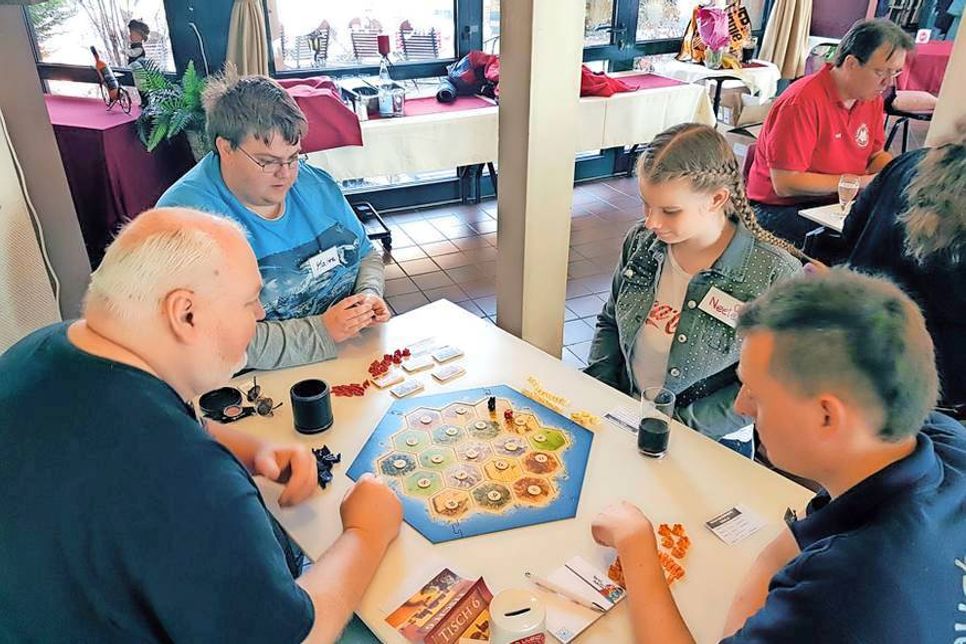 Begeisterte Teilnehmer beim 1. Ranglistenturnier von LUDO LIUBICE e.V. (Foto: hfr)