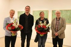 V. lks.: Sandra Wehrend (Regionalleiterin Privatkunden der Sparkasse Holstein), Dennis Paulsen (Referent für Kunst und Kultur), Künstlerin Bianca Quint und Jörg Schumacher (Geschäftsführer der Stiftungen der Sparkasse Holstein).