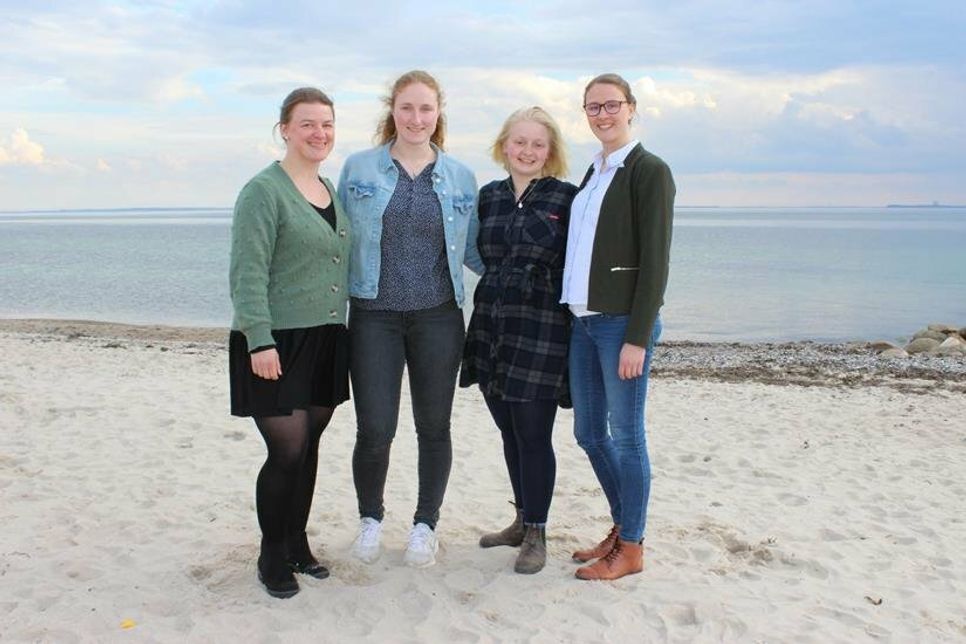 Hannah Kluvetasch, Lisa Meyer, Carolin Friedrichsen und Ingrid Schumacher (v. lks.) laden am Donnerstag zur Auftaktveranstaltung ein.
