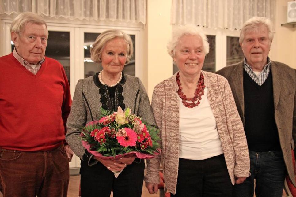 Die Vorstandsmitglieder Horst-Gunther Potzelt, Gisela Künkel, Marianne Moschel mit Kassenprüfer Axel David (v. lks.).