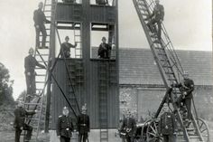 Freiwillige Feuerwehr, Steigerübung Hochtorstraße, um 1910.