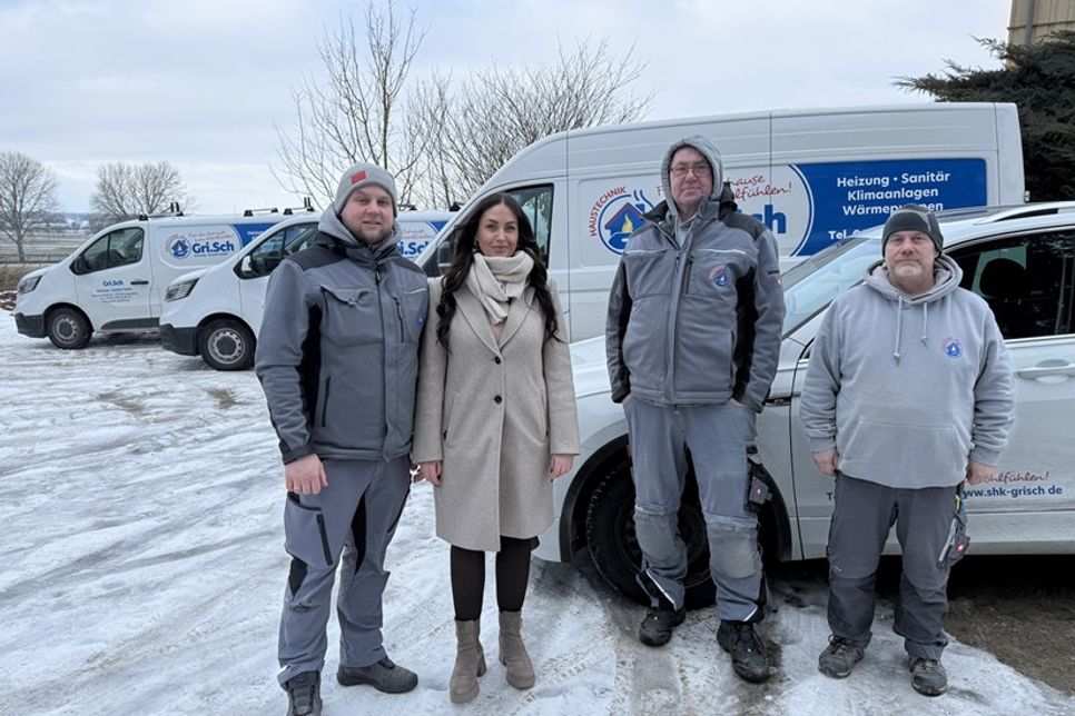 Soll weiter wachsen: Das Team der Gri.Sch Heizung und Sanitär GmbH mit Grigorij und Jaqueline Schmidt mit Ralph Zinkel und Frank Wesselkowski (v. lks.).
