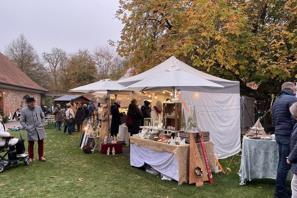 Kunsthandwerk, kulinarische Köstlichkeiten und ein abwechslungsreiches Programm erwartet die Besucher des Martinsmarktes.