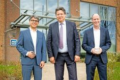 Bei einer Pressekonferenz in Wismar gaben Dr. Peter Fruhstorfer, Co-Vorstandsvorsitzender der Eppendorf SE, Reinhard Meyer, Minister für Wirtschaft, Infrastruktur, Tourismus und Arbeit des Landes Mecklenburg-Vorpommern und Dr. Wilhelm Plüster, Vorstand Entwicklung und Produktion der Eppendorf SE, bekannt, dass Eppendorf ein ehemaliges Produktionsgelände am Standort der MV Werften Fertigmodule Property GmbH in Wismar gekauft hat und dort ein neues Werk für Hightech-Kunststoffe zur Anwendung im Labor baut.