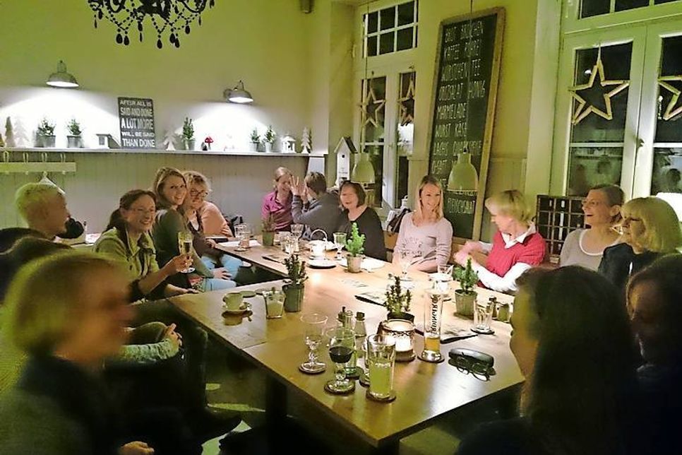 Beim ersten Treffen im Restaurant Krabbe fand ein reger Austausch unter den statt.