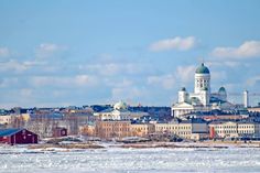 Anfahrt auf Helsinki. Foto: Shutterstock/maisicon.