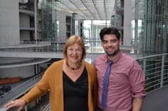 MdB Bettina Hagedorn mit Nusret Krasniqi aus Grömitz.