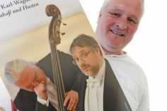 Gute Idee: Mit maßgeschneiderten Plakaten will Martin Karl-Wagner für Aufmerksamkeit sorgen.
