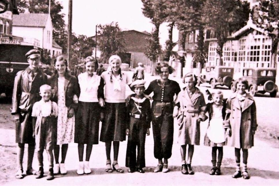 Dorfgeschichte und Geschichten erfahren die Teilnehmer bei den Führungen.