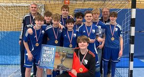 Zum Kader der Siegermannschaft gehörten Simon Franke (Tor), Lennard Schröder, Lion Hassel, Umut Redzheb, Carlos Klaus, Matti Schmidt, Joona Müller, Jan, Clausen, Henri Jasper und Mohamed Kharboutli.