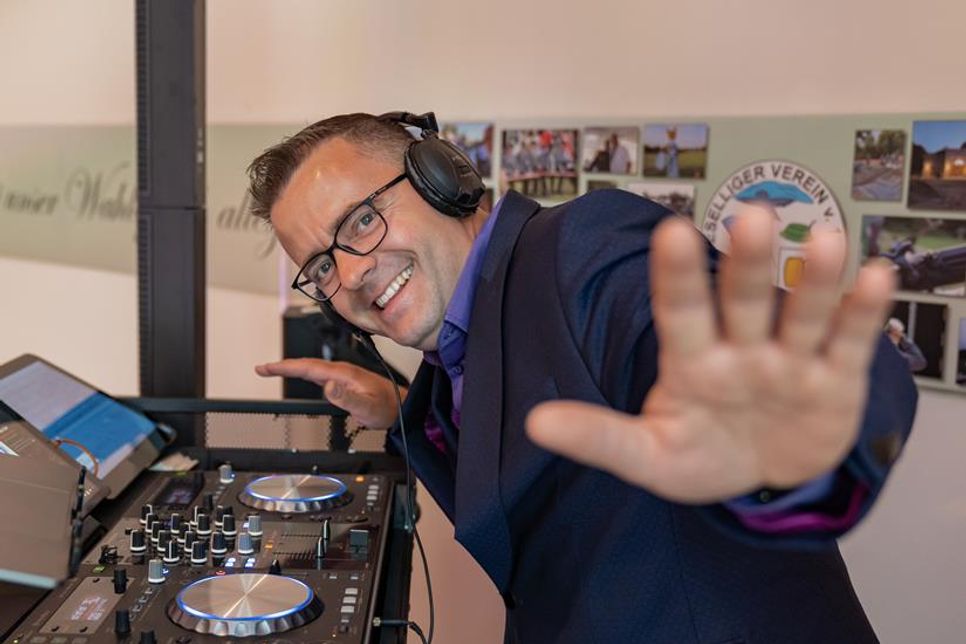 Seit 25 Jahren ist Gordan Lockowandt als „DJ Gordan“ in der Region unterwegs.