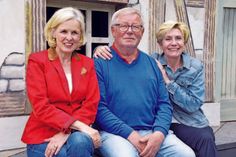 Sabine Kuhnert (Geschäftsführung), Ahrend Knoop (technische Leitung) und Dominique Caron (Intendanz) (v.l.) sind mit den bisherigen Verkaufszahlen „sehr zufrieden“.