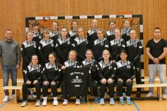 Mit dem neuen Outfit kann die neue Saison nach den Herbstferien beginnen. Die Mannschaft spielt in dieser Saison in der Regionsliga gegen Mannschaften aus den Kreisen Ostholstein, Lübeck und Bad Segeberg.