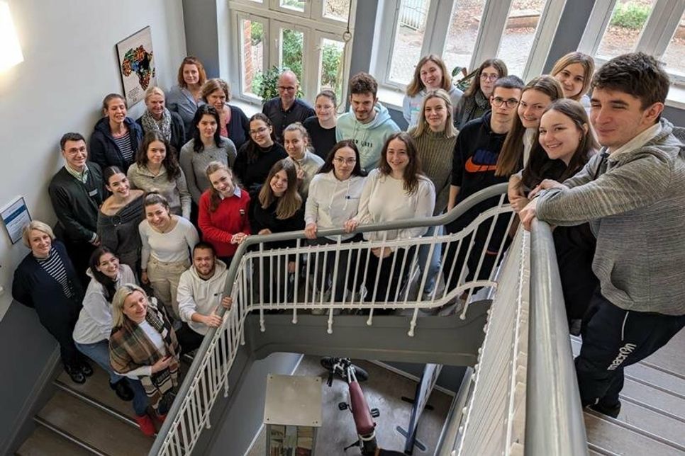 Der Azubi-Tag bot die Gelegenheit, einen Einblick in die vielfältigen Ausbildungs- und Karrieremöglichkeiten der Klinika, Pflege- sowie Eingliederungseinrichtungen zu erhalten.