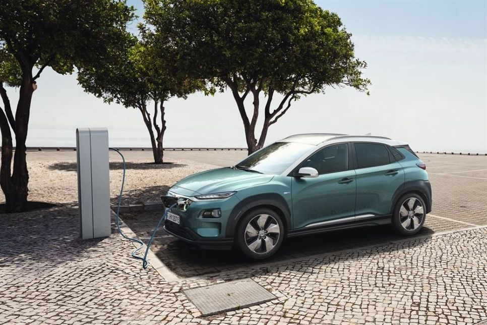 Die Hyundai Elektromodelle werden ab sofort auch im Autohaus am Bungsberg angeboten. Auf dem Bild der neue Hyundai Kona Elektro.