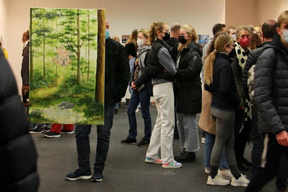 Bei der Vernissage herrschte großer Besucherandrang.