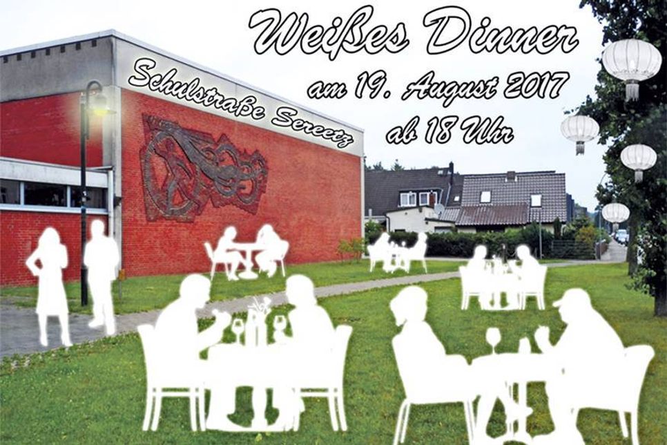 Auf der Grünfläche vor der örtlichen Sporthalle findet in Sereetz an diesem Wochenende erstmals ein „Weißes Dinner“ statt.