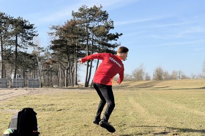 Kellenhusen macht Discgolf noch spannender: Neue Angebote und Discgolf auf Profi-Niveau mit Timo Hartmann.