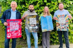 Manfred Wohnrade, René Heinrich, Lina Junge und Marc Bordt (v. lks.) freuen sich auf die Zusammenarbeit und die Nachhaltigkeitsprojekte.