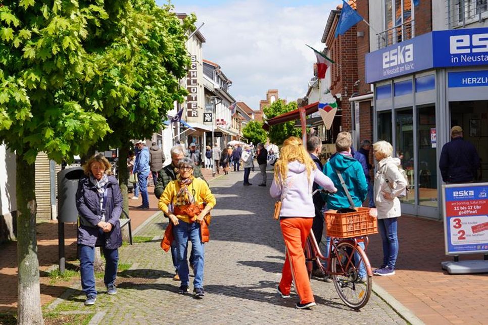Alle Verkaufsstellen im Stadtgebiet dürfen am Sonntag von 11 bis 16 Uhr öffnen.