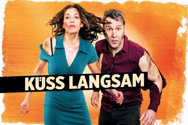 In der Komödie „Küss langsam - mit Dir im falschen Film!“ endet die traumhafte Romanze von Michael und Jennifer Ehnert vor dem Scheidungsrichter. (Foto: Anya Zuchold)