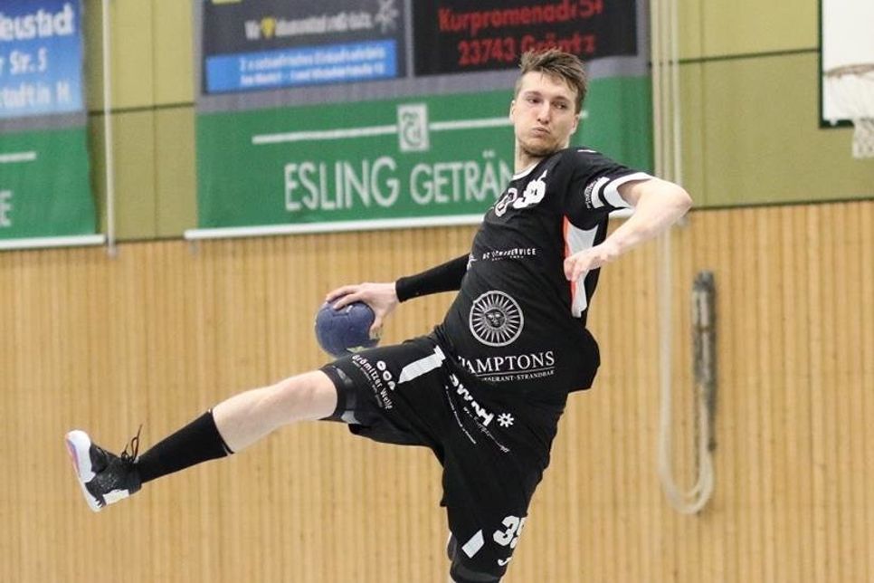 Mit 8 Toren einer der Erfolgsgaranten - Jan-Ove Litzenroth - Nr. 35.