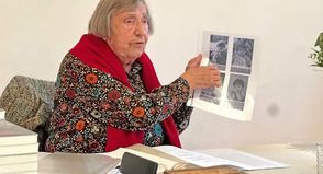 Die 94-jährige Zeitzeugin Antje Kosemund berichtete aus ihrem Buch.