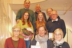 Über Urkunden und Preise freuten sich zur Feierstunde Sabine Bockwoldt (Team BSO Radler), Stefanie Both (Team BSO Radler), Christiane Max-Westerhaus (Team BSO Radler), Bodo Buhrmann (Team Tax Driver), Silvia Höhl (Team Allmess) und Thomas Höhl (Team Allmess). Mit auf dem Bild, das am 17. November im Rathaus entstand sind Cora Brockmann (Stadtmarketing), Jörg Saba (Bürgermeister) und Jörg Wehrend (Leiter des Arbeitskreises Stadtarchiv) zu sehen, die eine schöne Preisverleihung im Sitzungssaal durchgeführt haben.
