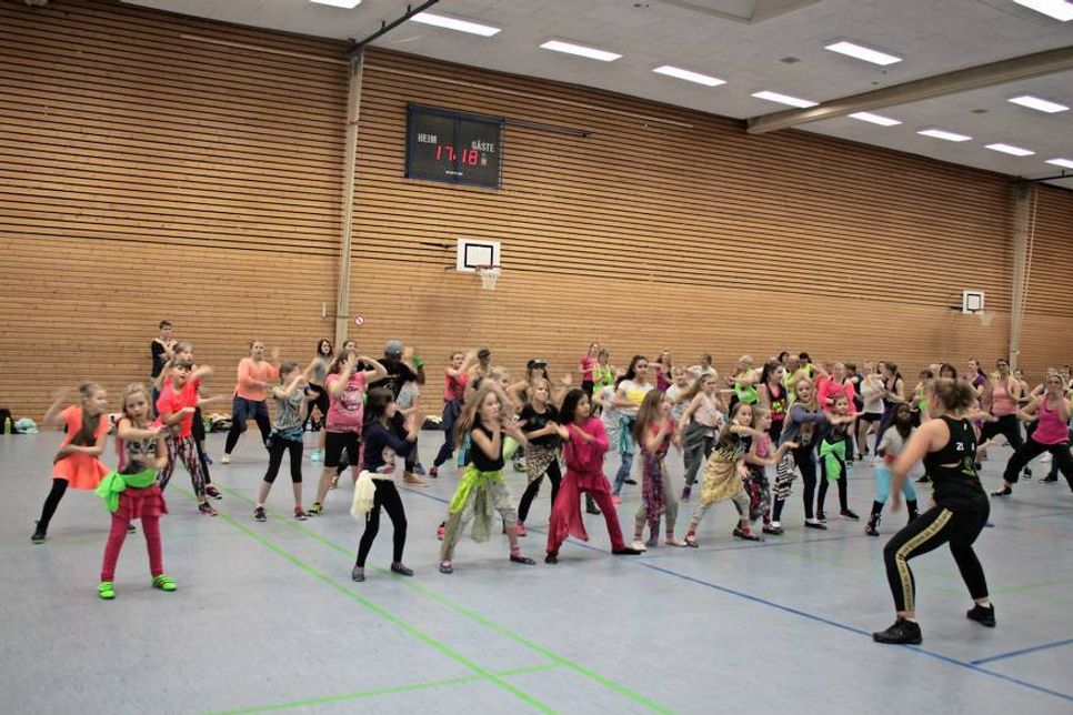 Der Zumba-Nachwuchs legte einen tollen Auftritt hin.