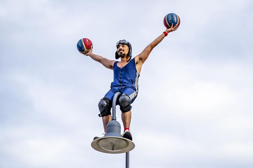 „El Kote“ begeistert mit hochkarätiger Artistik.