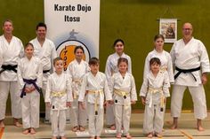 Erfolgreiche Gürtelprüfungen im Karate Dojo Itosu Neustadt.