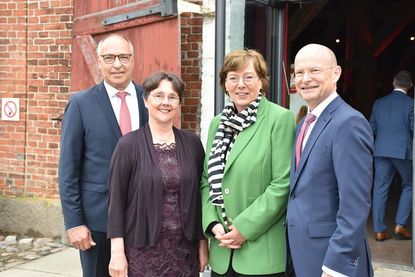 Sparkassen-Chef Thomas Piehl begrüßte als Ehrengäste die Ministerinnen Monika Heinold und Sabine Sütterlin-Waack sowie Sparkassen-Präsident Ulrich Reuter (v.lks.).