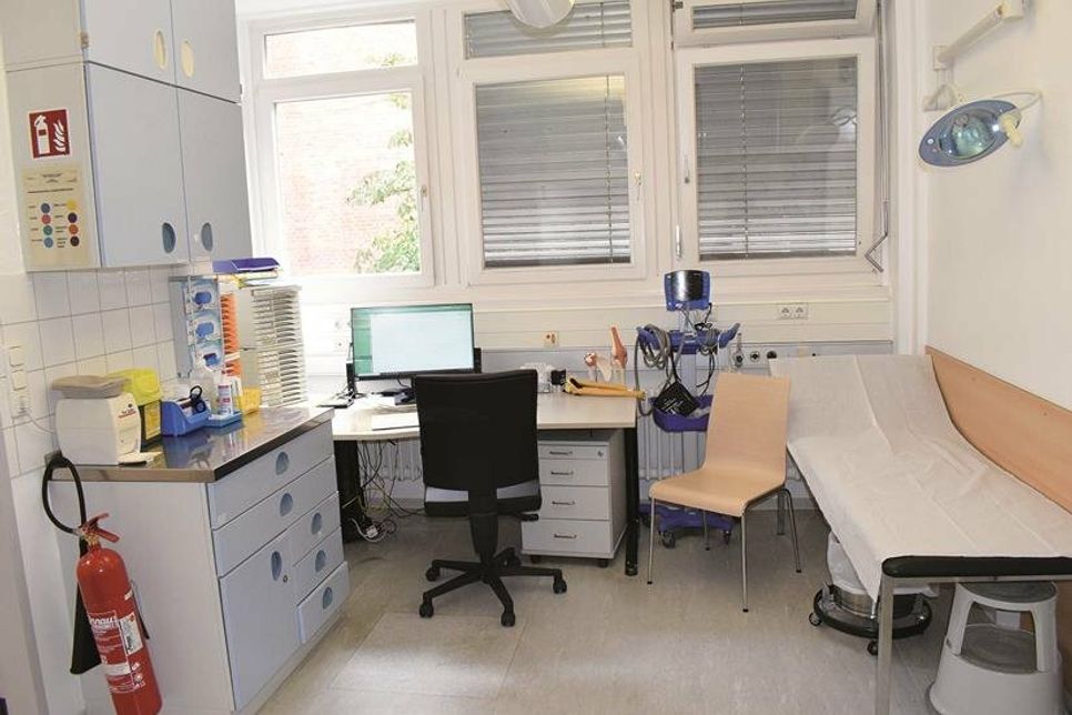 Ambulante Fälle werden direkt in der Anlaufpraxis hausärztlich behandelt.