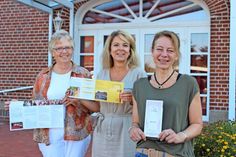Anne Vehres, Geschäftsführung, Annette Franzen, Theaterbüro und Sylvia Bliemeister, Kartenvorverkauf.