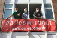 Sven Muchow, Heike Rhein und Dr. Frank Wilschewski (v. lks.) schnitten das Banner gemeinsam los.