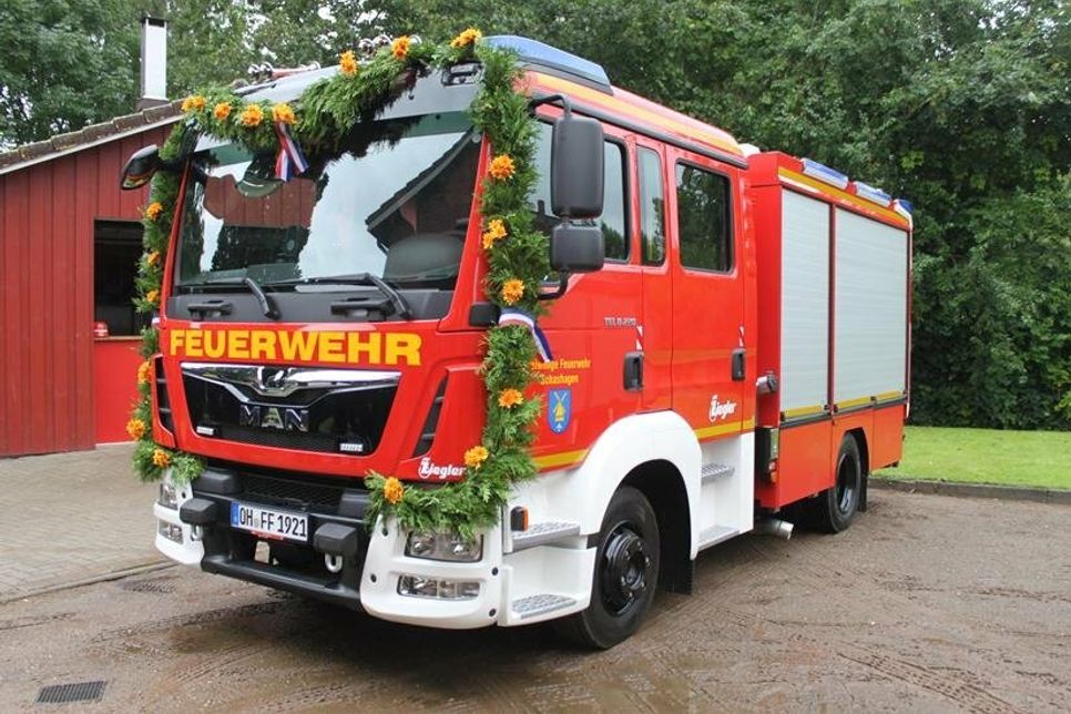 220 PS verteilt auf 6,50 Meter Länge: Das neue Fahrzeug hat 275.000 Euro gekostet.