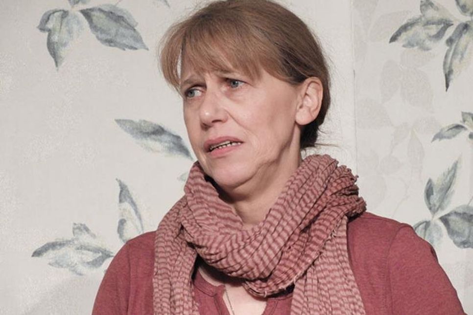 Jane (Anne Henningsen) wird von ihren alten Ängsten eingeholt.
