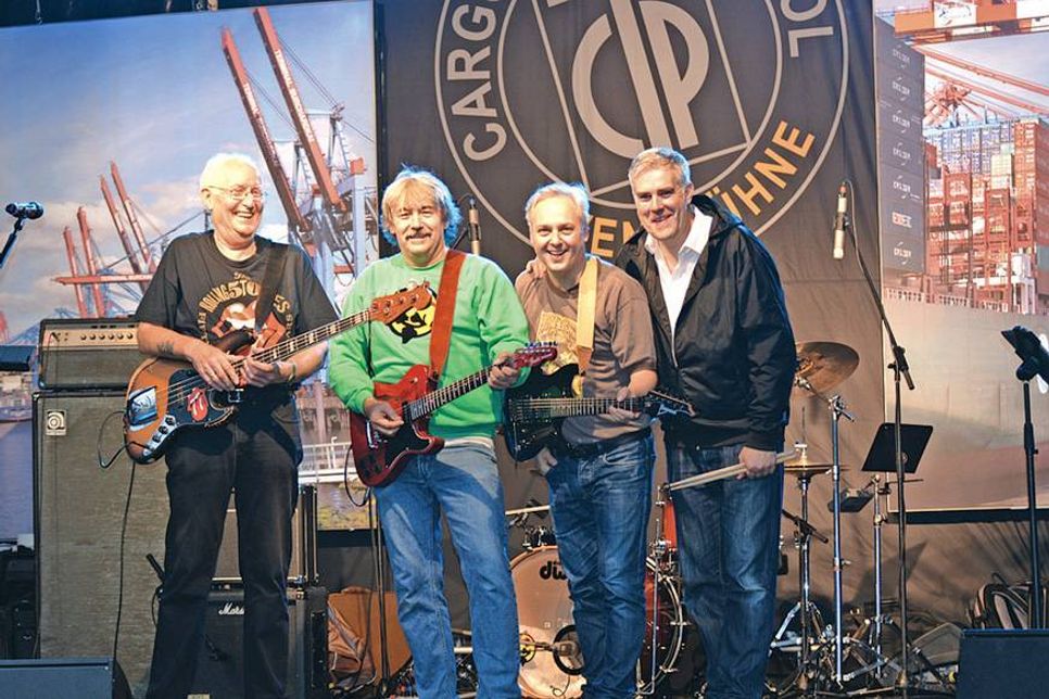Die Live-Band „Seven T’s“ spielen am Montagabend „Best of 40 years“ zum „Tanz in den Mai“. (Foto: Veranstalter)
