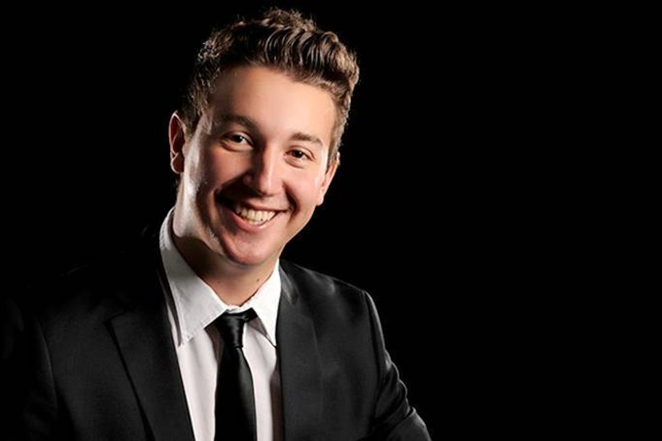Tenor Raoul Düsterhus.