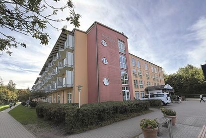 In der Klinik Ostseedeich in Grömitz haben seit 2006 rund 11.000 krebskranke Mütter und 14.500 Kinder Unterstützung und neue Zuversicht gefunden.